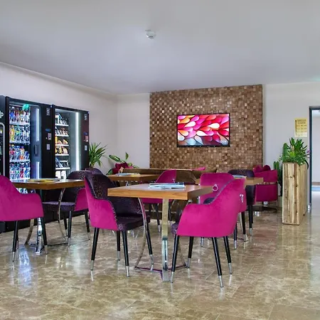 Work & Sleep Boardinghouse بيت شباب مانهايم